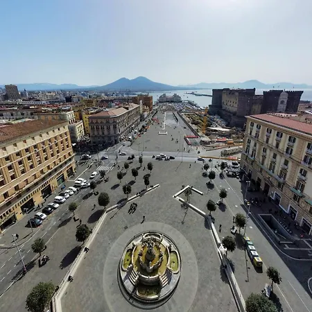 Elegant Flat At Municipio * Napoli