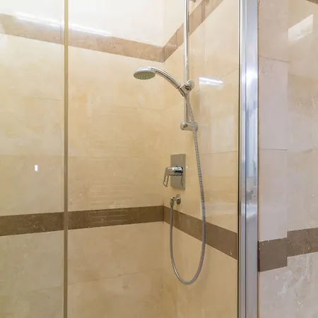 Appartement Elegant Flat At Municipio By Napoliapartments