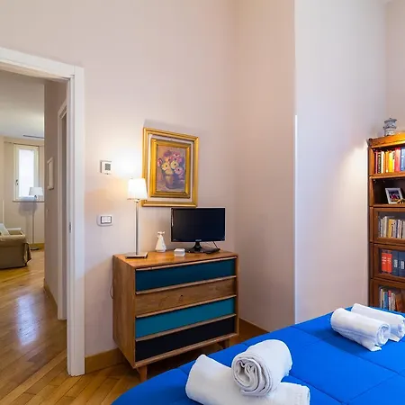 Appartement Elegant Flat At Municipio By Napoliapartments *