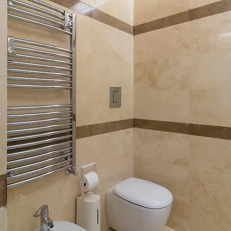 Appartement Elegant Flat At Municipio By Napoliapartments